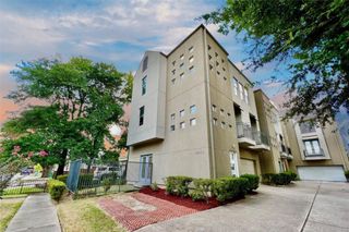 2220 Portsmouth Street A, Houston, TX 77098