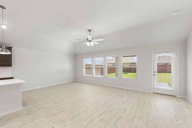 215 Van Horn Drive, Terrell, TX 75160