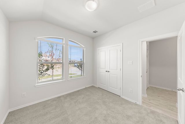215 Van Horn Drive, Terrell, TX 75160