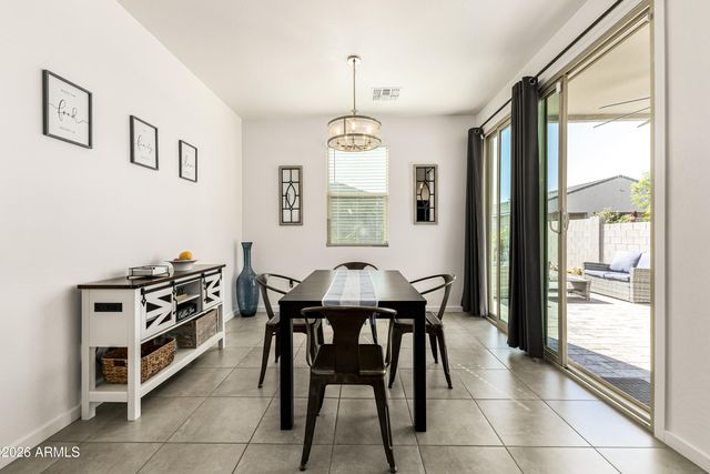 3475 E ISLA Avenue, San Tan Valley, AZ 85143