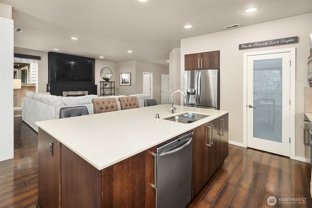 2525 122nd Place SE, Everett, WA 98208