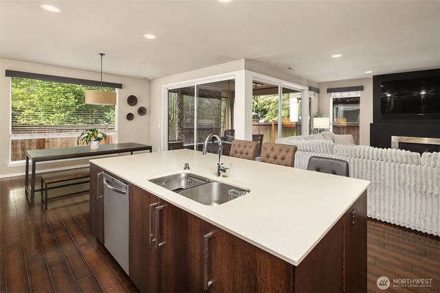 2525 122nd Place SE, Everett, WA 98208