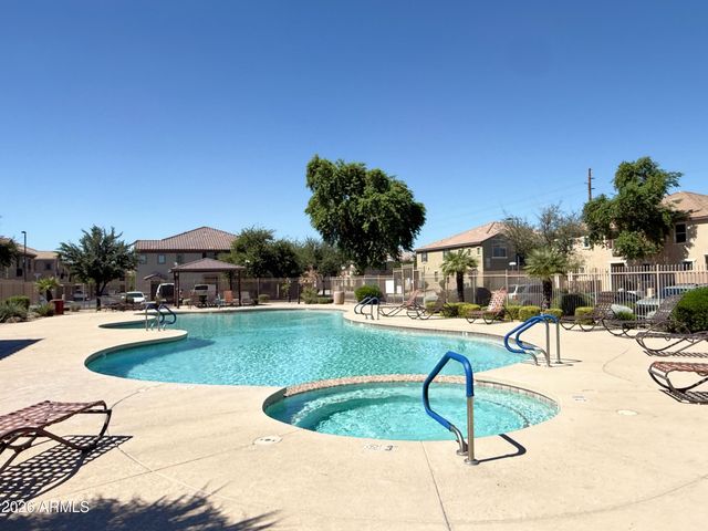8115 W Lynwood Street, Phoenix, AZ 85043