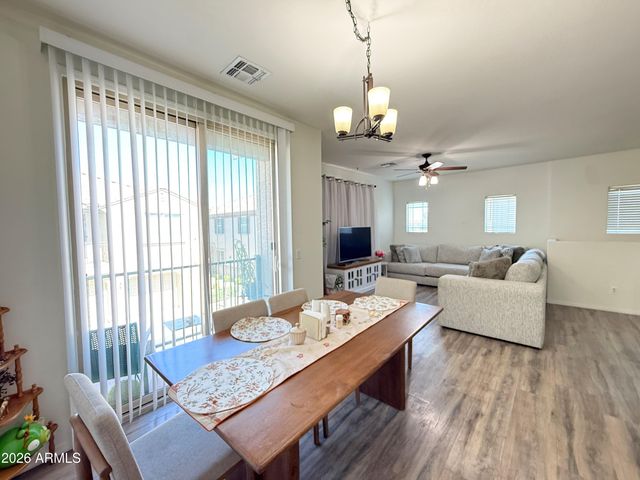 8115 W Lynwood Street, Phoenix, AZ 85043