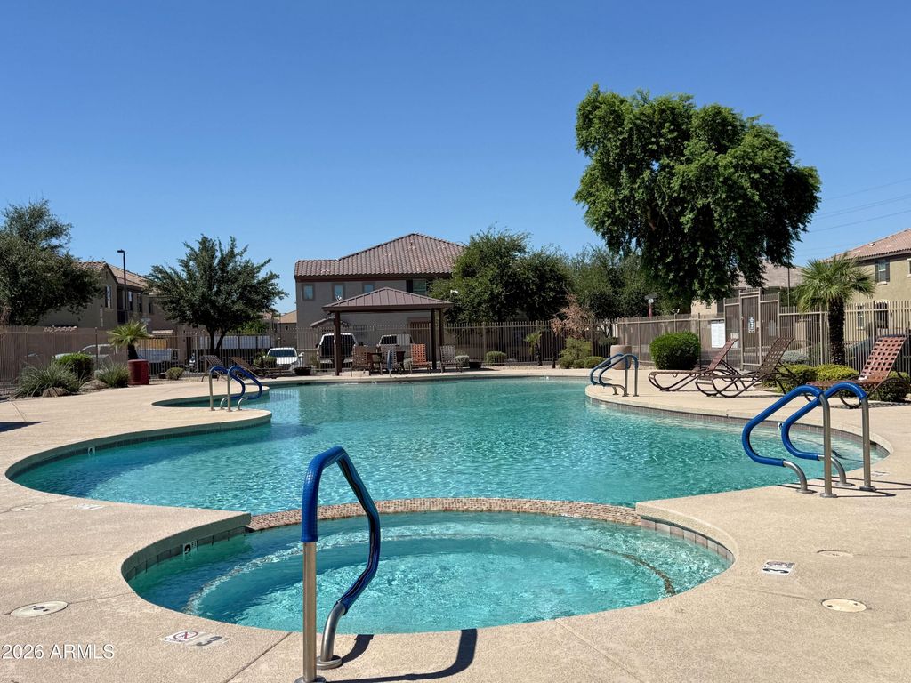 8115 W Lynwood Street, Phoenix, AZ 85043