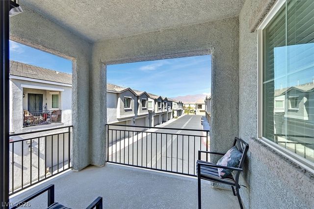 2715 Amazing Meadows Avenue 2181, North Las Vegas, NV 89031