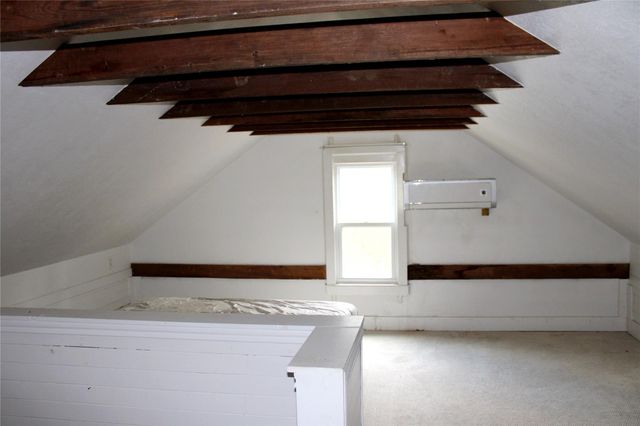 192 Plum Acres Lane, West Point, TX 78963