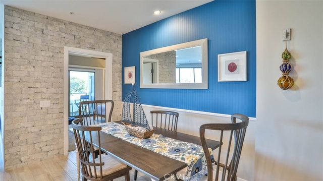 3025 Byron Street 201, Point Loma, CA 92106