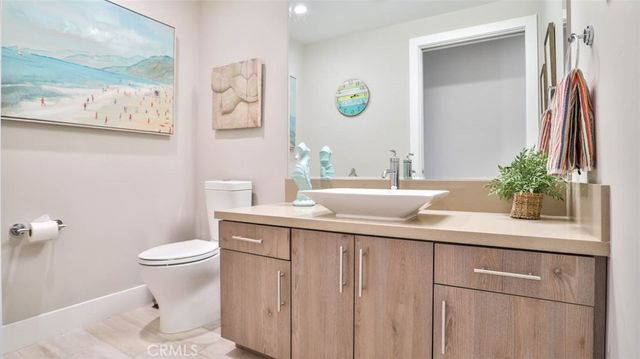 3025 Byron Street 201, Point Loma, CA 92106