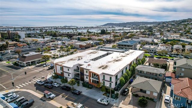 3025 Byron Street 201, Point Loma, CA 92106