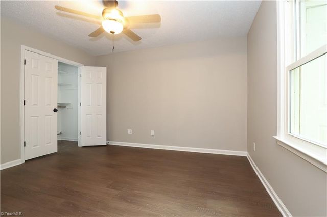 814 Guilford College Road 134, Greensboro, NC 27409