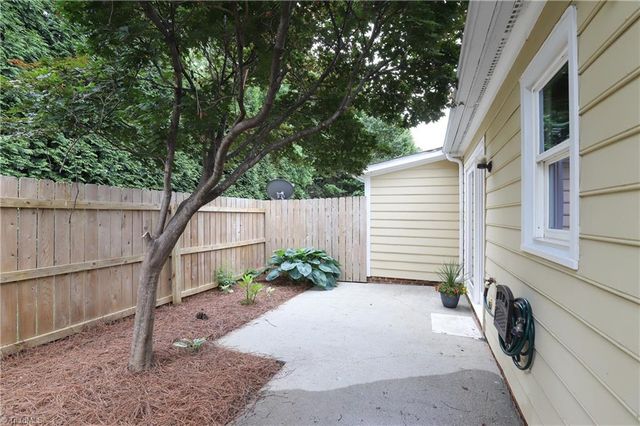 814 Guilford College Road 134, Greensboro, NC 27409
