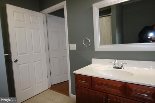 7876 MANADA CT, Harrisburg, PA 17112