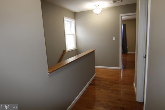 7876 MANADA CT, Harrisburg, PA 17112