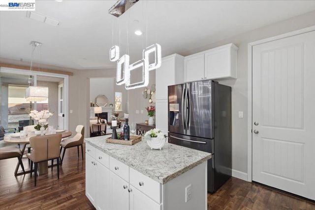 370 Misty Cir, Livermore, CA 94550