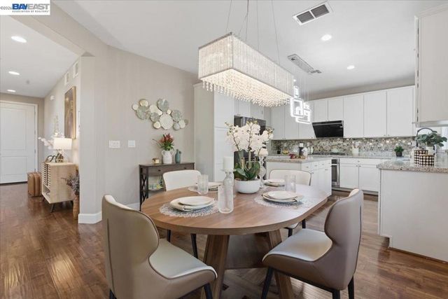 370 Misty Cir, Livermore, CA 94550