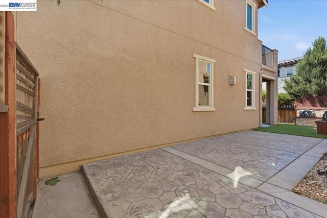 370 Misty Cir, Livermore, CA 94550