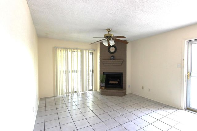 250 El Dorado Boulevard 256, Houston, TX 77598