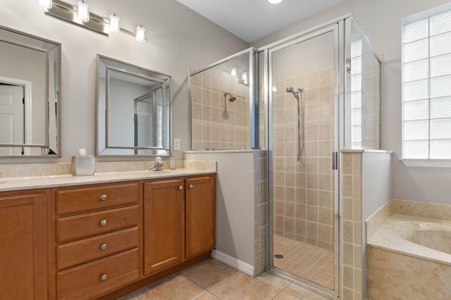 21 Whitehall Ct, Flagler Beach, FL 32136