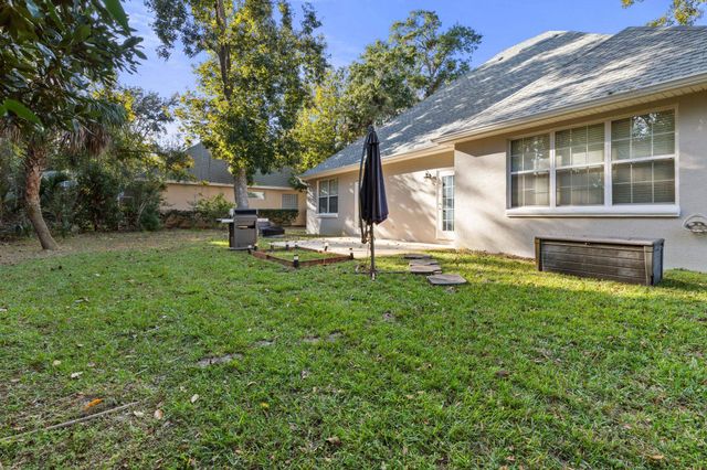 21 Whitehall Ct, Flagler Beach, FL 32136