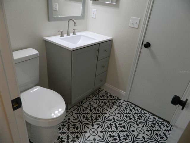 709 SECRET HARBOR LANE 303, Lake Mary, FL 32746