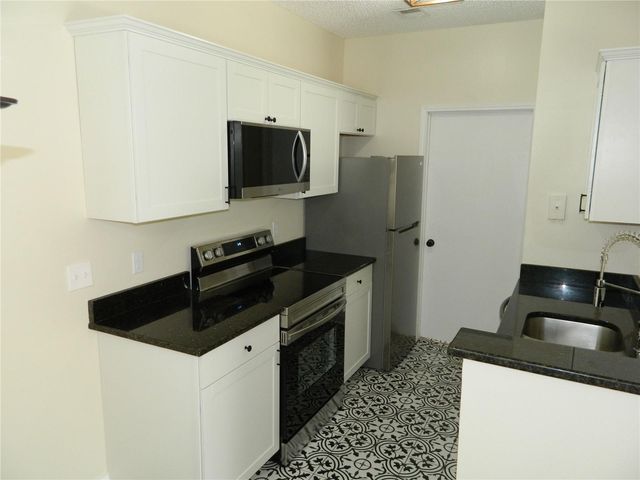 709 SECRET HARBOR LANE 303, Lake Mary, FL 32746