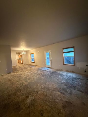 834 Isherwood Drive, Central Point, OR 97502