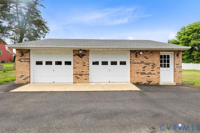 5510 Kingsland Rd, Chesterfield, VA 23237