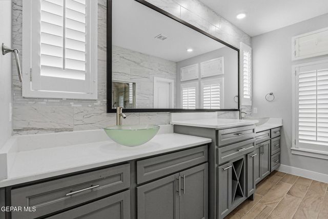 13580 Lawkland Street, Horizon City, TX 79928