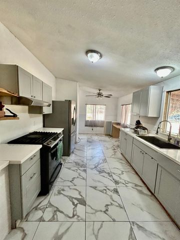 23310 Big Oak Dr, Smartsville, CA 95977