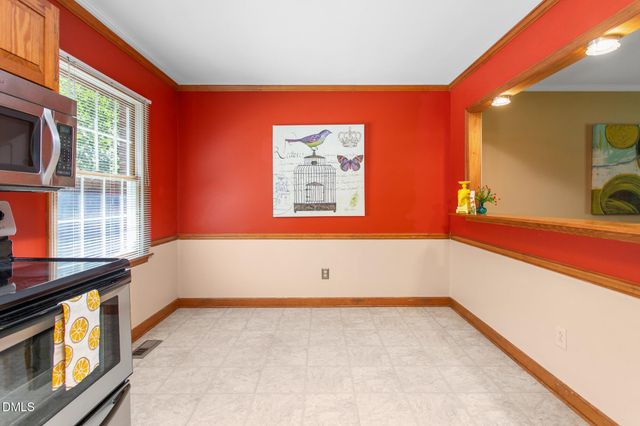 609 Central Avenue, Burlington, NC 27215