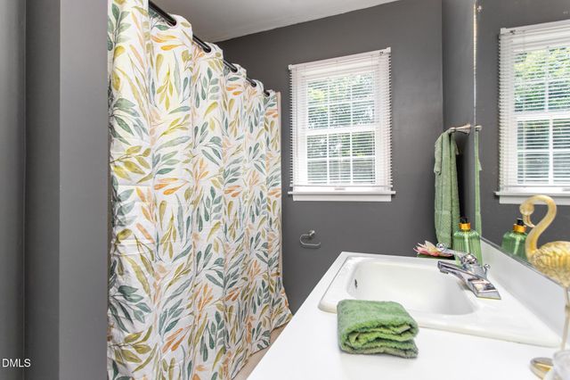 609 Central Avenue, Burlington, NC 27215