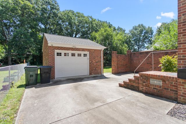 609 Central Avenue, Burlington, NC 27215