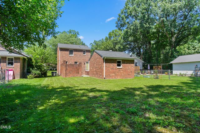 609 Central Avenue, Burlington, NC 27215