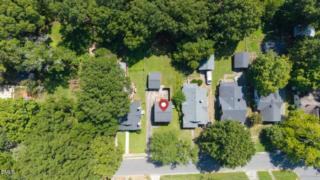 609 Central Avenue, Burlington, NC 27215