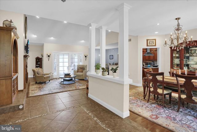1888 BOW DR, Auburn, PA 17922