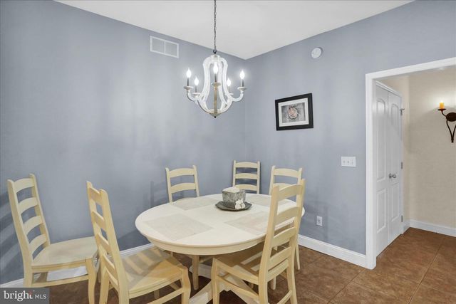 1888 BOW DR, Auburn, PA 17922