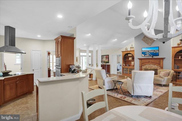 1888 BOW DR, Auburn, PA 17922