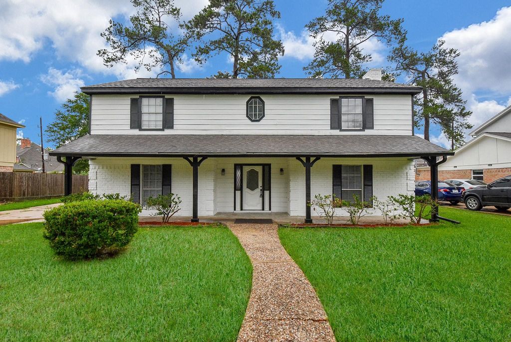 15814 Winding Moss Drive, Houston, TX 77068