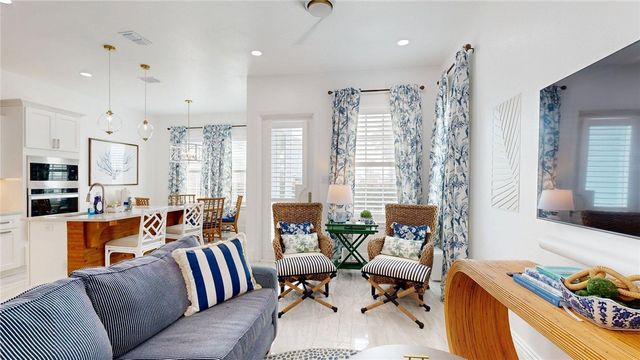 15516 Spyglass Dr, Corpus Christi, TX 78418