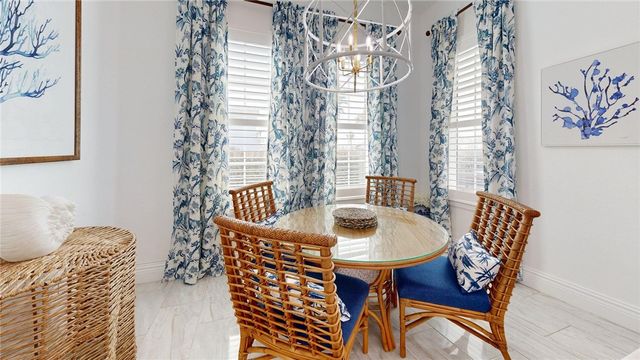 15516 Spyglass Dr, Corpus Christi, TX 78418