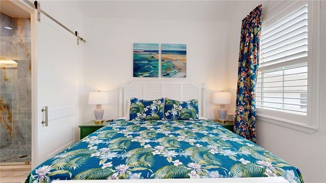 15516 Spyglass Dr, Corpus Christi, TX 78418