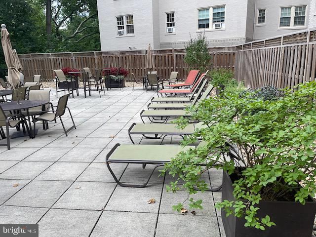 2737 DEVONSHIRE PL NW #327, Washington, DC 20008