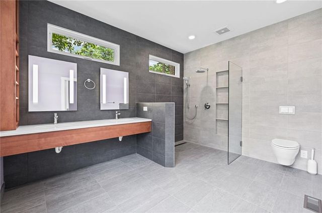 2223 Meadowvale Drive NE, Atlanta, GA 30345