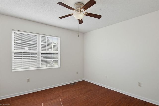 1528 Ambridge Court, High Point, NC 27235