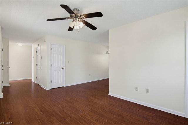 1528 Ambridge Court, High Point, NC 27235