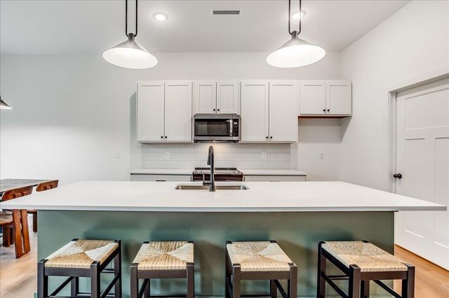 5561 Wandering Way, Maize, KS 67101