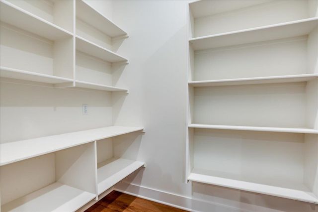 5561 Wandering Way, Maize, KS 67101