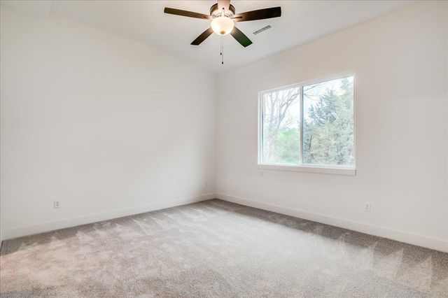 5561 Wandering Way, Maize, KS 67101