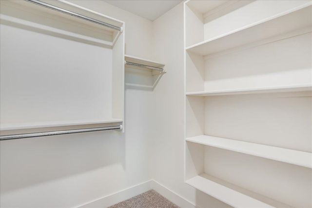 5561 Wandering Way, Maize, KS 67101